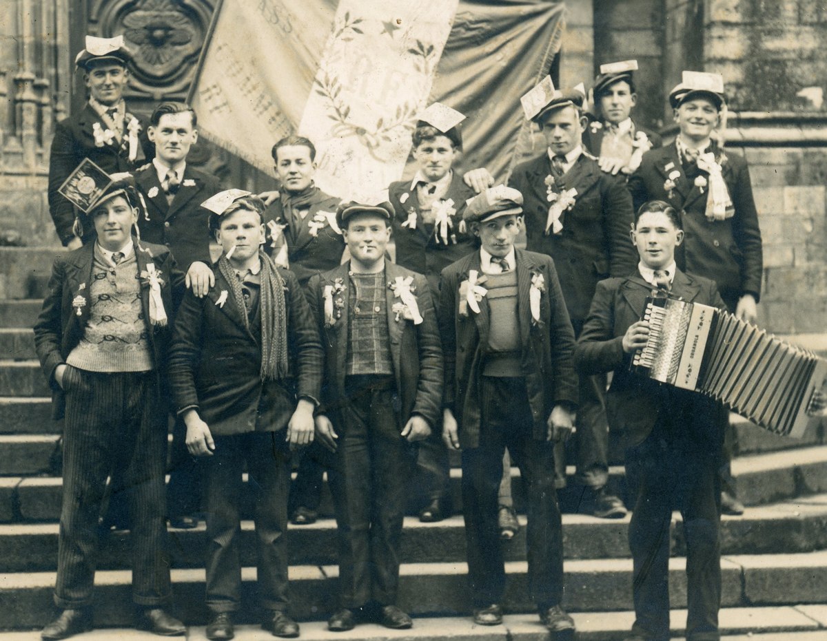 Anciennes photos de groupe